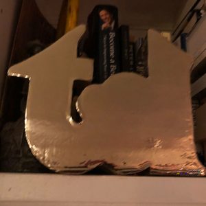 Gold_letters_td